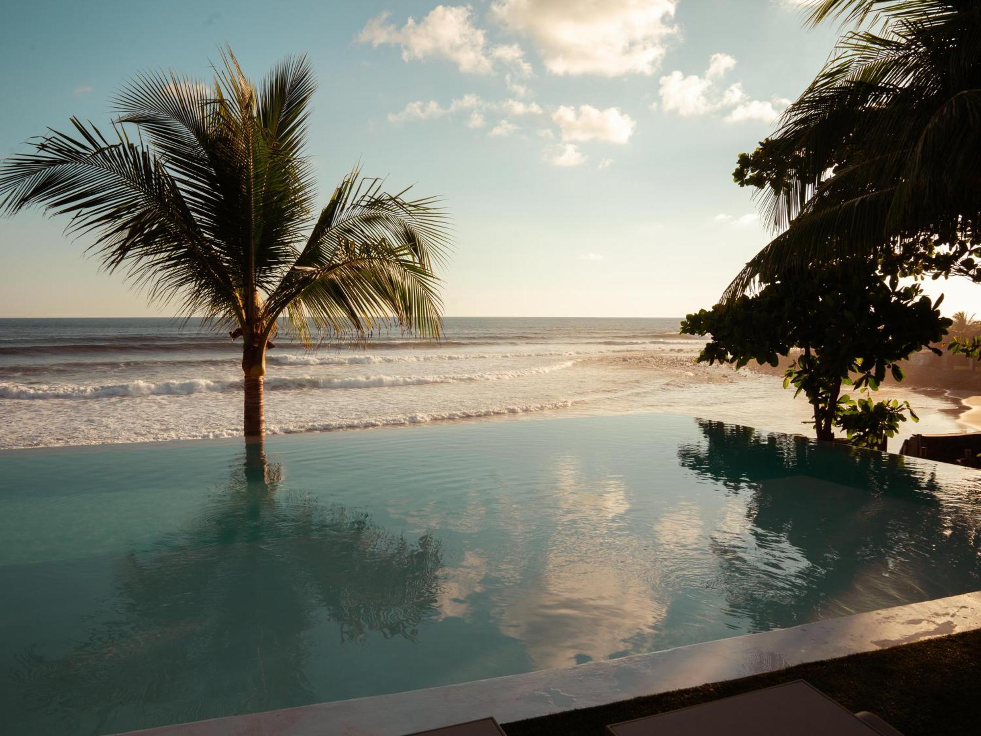 Puro Surf Hotel El Zonte Luaran gambar